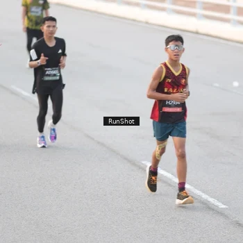 Runner Photo 6816932
