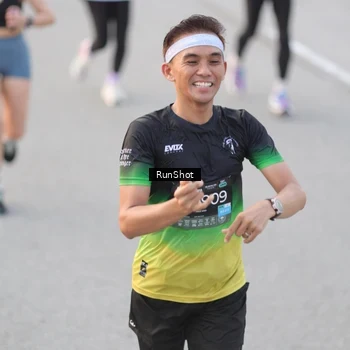 Runner Photo 6816952