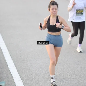 Runner Photo 6816955