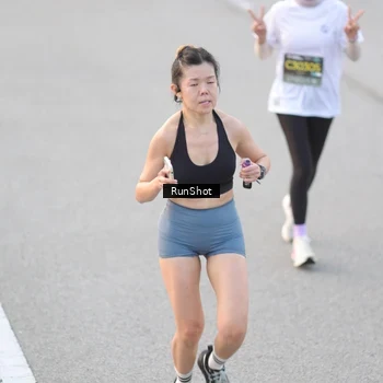 Runner Photo 6816958