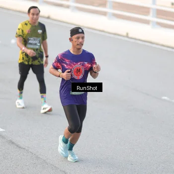 Runner Photo 6816986