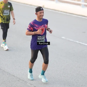 Runner Photo 6816991