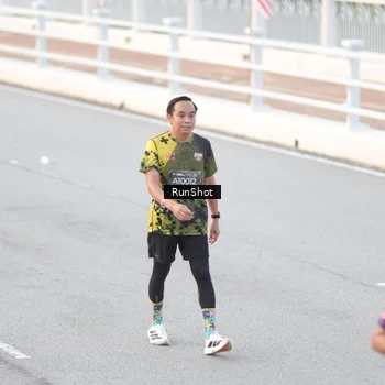 Runner Photo 6816997