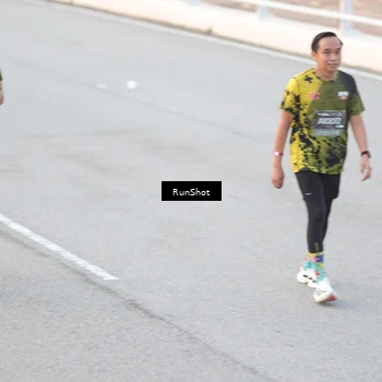 Runner Photo 6817003