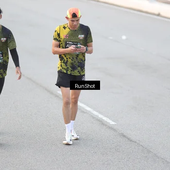 Runner Photo 6817011