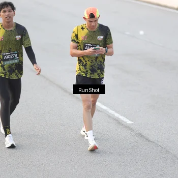 Runner Photo 6817013