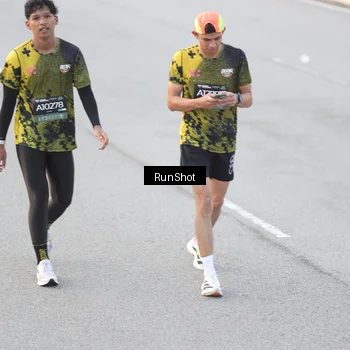 Runner Photo 6817014