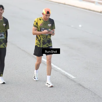 Runner Photo 6817018