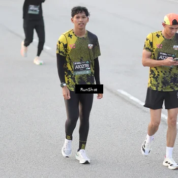 Runner Photo 6817022