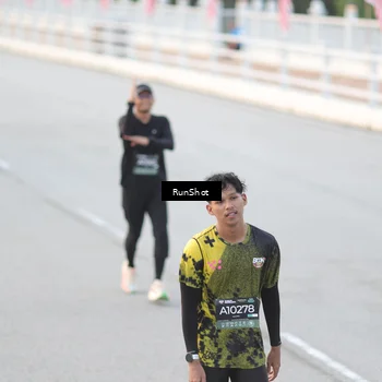 Runner Photo 6817026