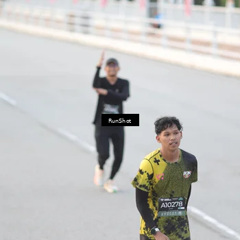 Runner Photo 6817027