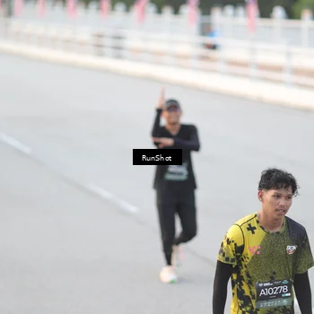 Runner Photo 6817032