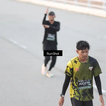 Runner Photo 6817038