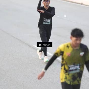 Runner Photo 6817050