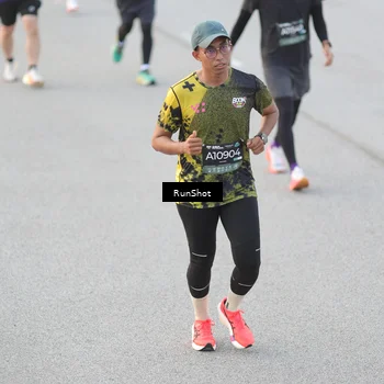 Runner Photo 6817076