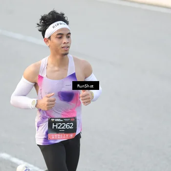 Runner Photo 6817599