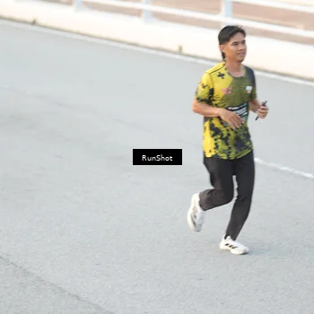 Runner Photo 6817608