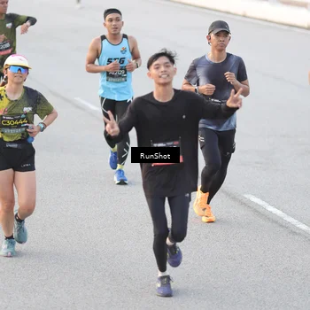 Runner Photo 6817927