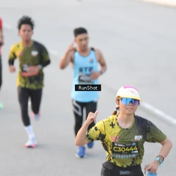 Runner Photo 6817946