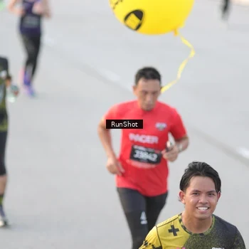 Runner Photo 6817960