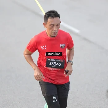 Runner Photo 6817975