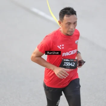 Runner Photo 6817981