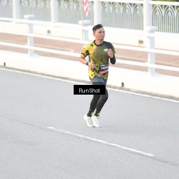 Runner Photo 6818025