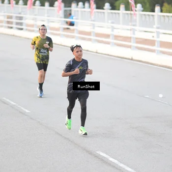 Runner Photo 6818027