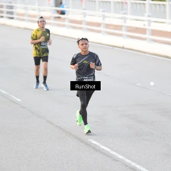 Runner Photo 6818032