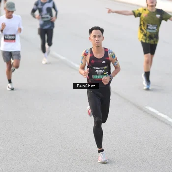 Runner Photo 6818051