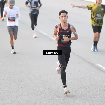 Runner Photo 6818052