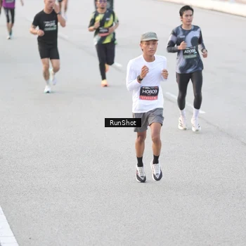 Runner Photo 6818059