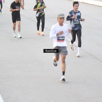 Runner Photo 6818061