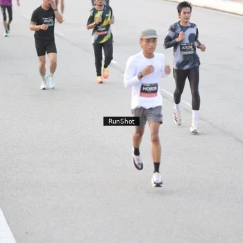 Runner Photo 6818062
