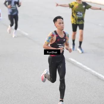 Runner Photo 6818083