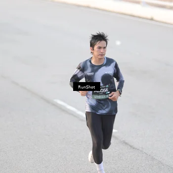 Runner Photo 6818088