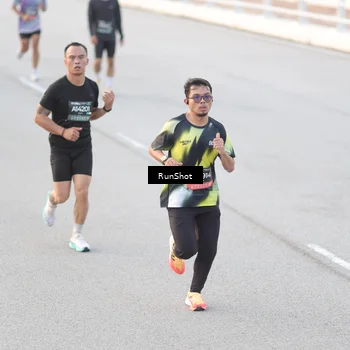 Runner Photo 6818092