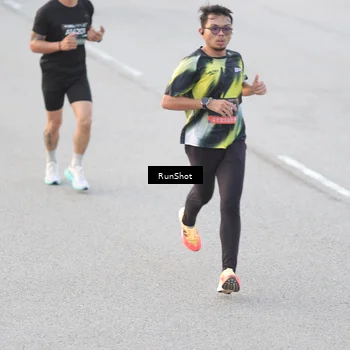 Runner Photo 6818094