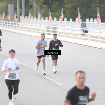 Runner Photo 6818114