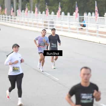 Runner Photo 6818117