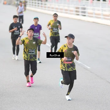 Runner Photo 6818156