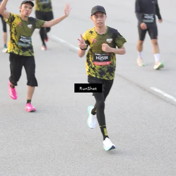 Runner Photo 6818164