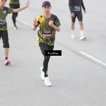 Runner Photo 6818165