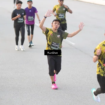 Runner Photo 6818169