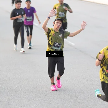 Runner Photo 6818171