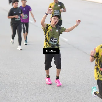 Runner Photo 6818172