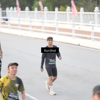 Runner Photo 6818185