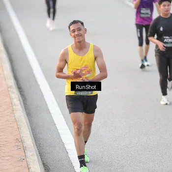 Runner Photo 6818191