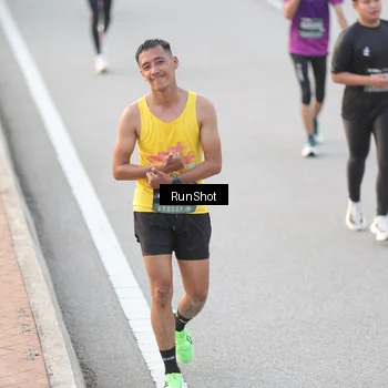 Runner Photo 6818193