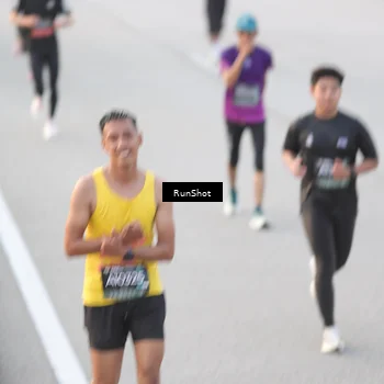 Runner Photo 6818198